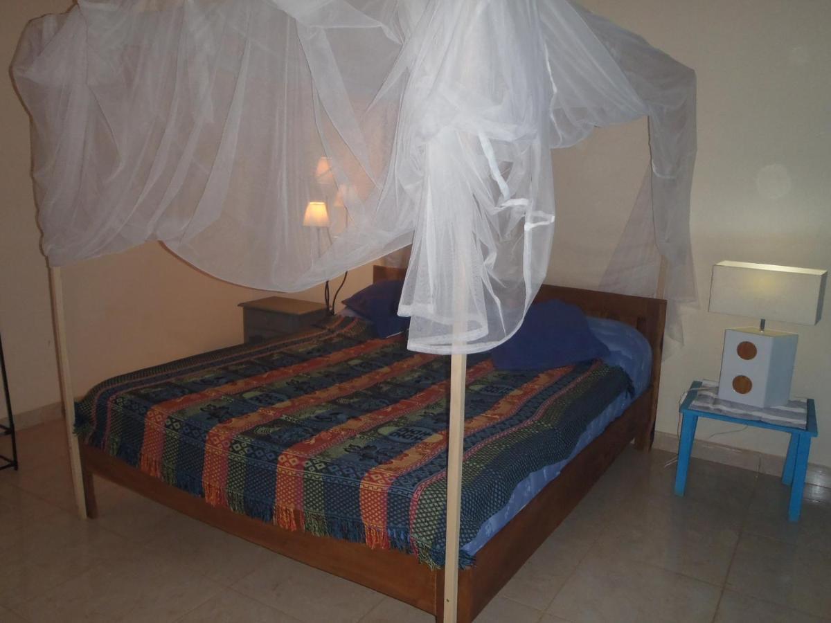 Chez medzo et patou Hotel Popenguine Buitenkant foto